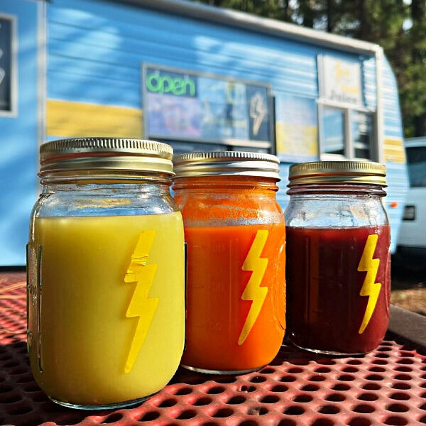 Zeus Juice - Jars Three jars of fresh cold-pressed juice